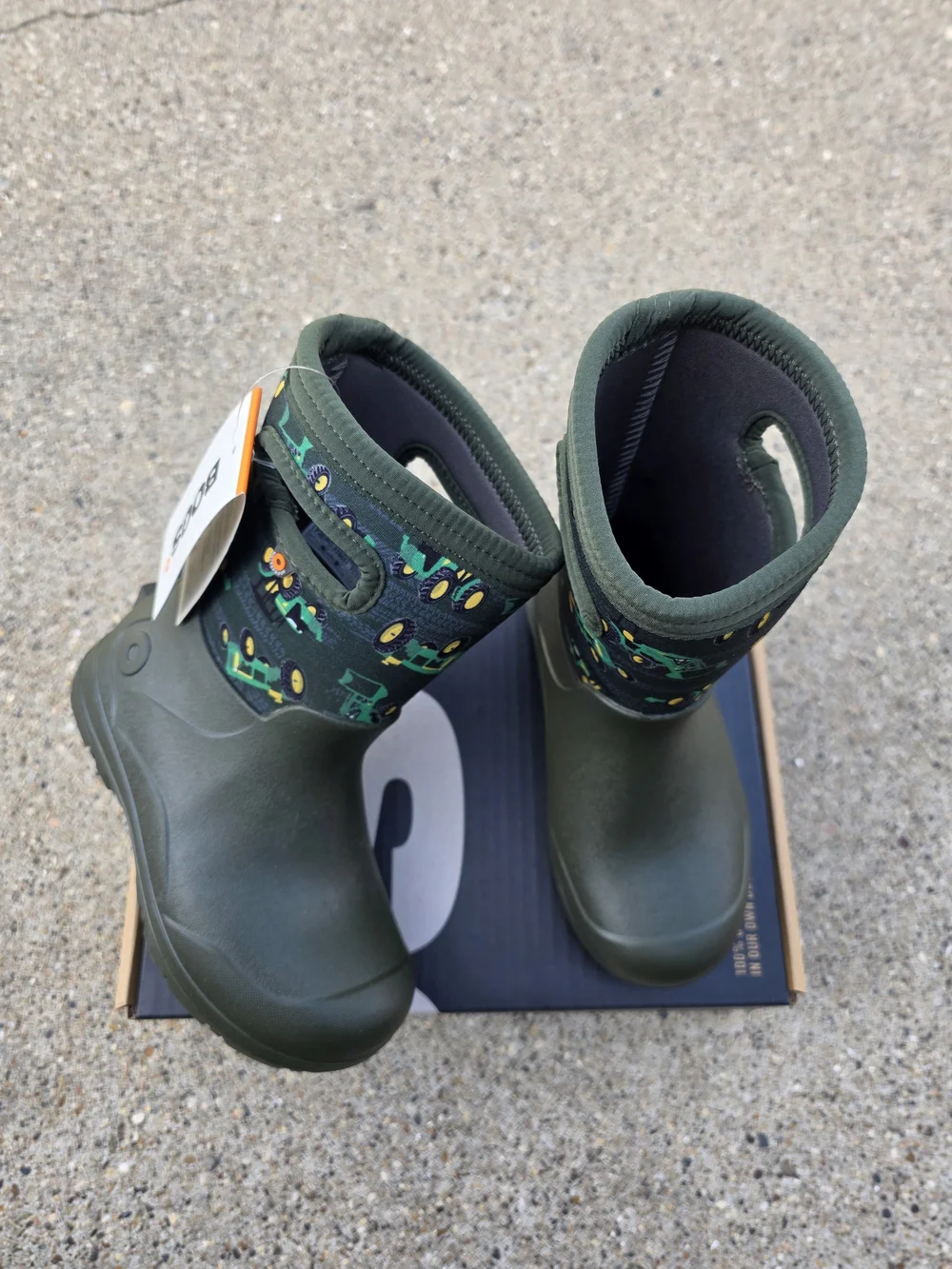 BOGs Kids Waterproof John Deer Green Tractor Boots Boys 12.
